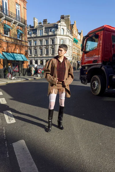 Look 17